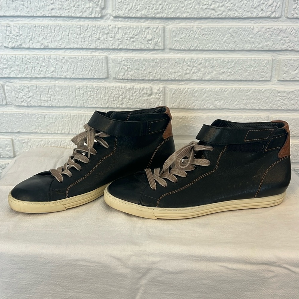 Paul Green High Top Leather Sneaker